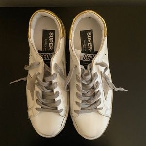 NEW _ GOLDEN GOOSE Superstar distressed leather and suede sneakers - Size 8